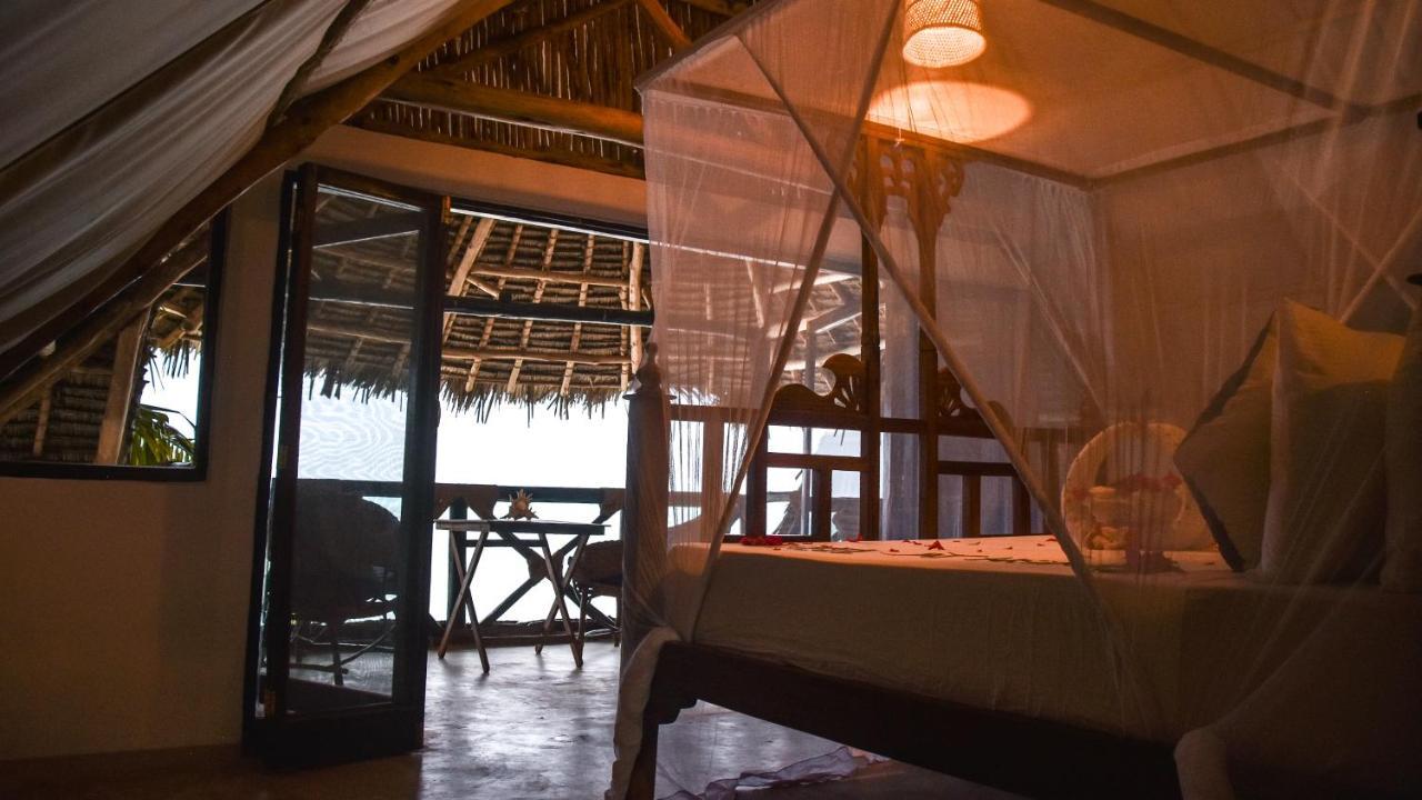Villa Malaika จัมเบียนี ภายนอก รูปภาพ